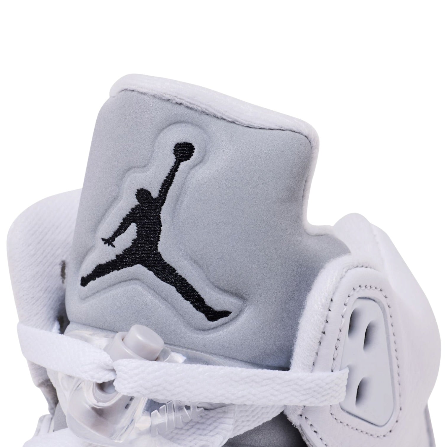 Jordan 5 Retro White Metallic (2026)