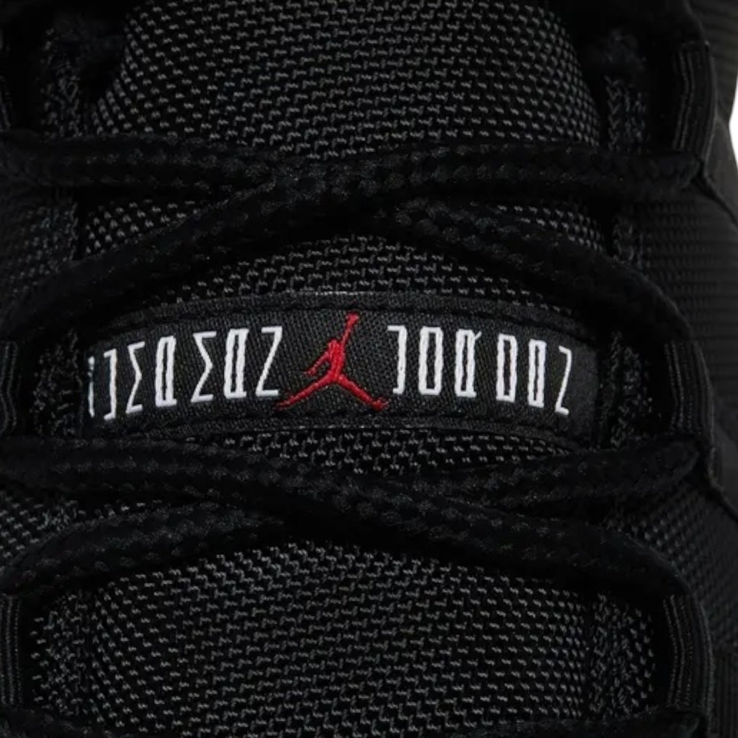 Jordan 11 Retro Low Bred (2025)