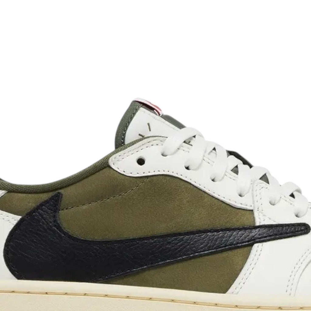 Jordan 1 Retro Low OG SP
Travis Scott Medium Olive