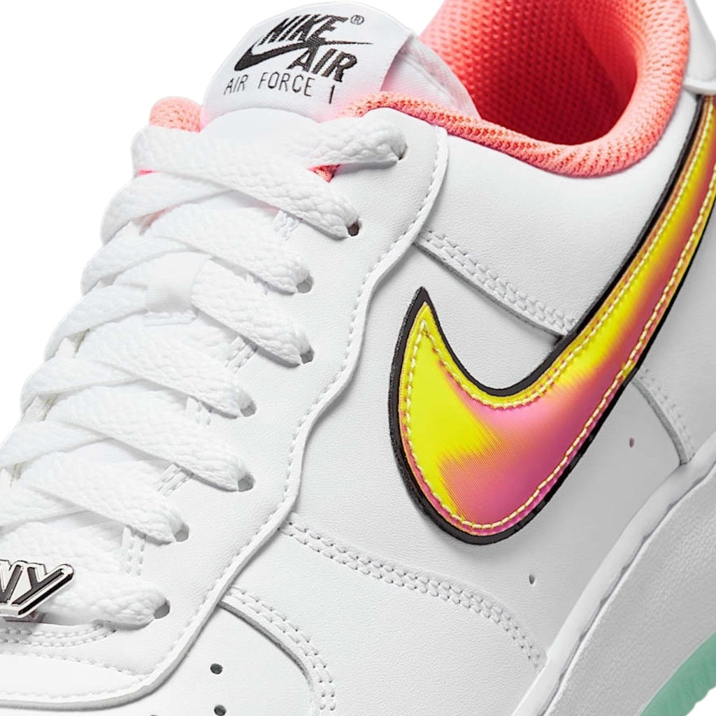 Nike Air Force 1 '07 NY vs. NY White Crimson Pulse