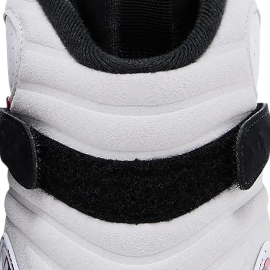 Jordan 8 Retro Bugs Bunny (2025)